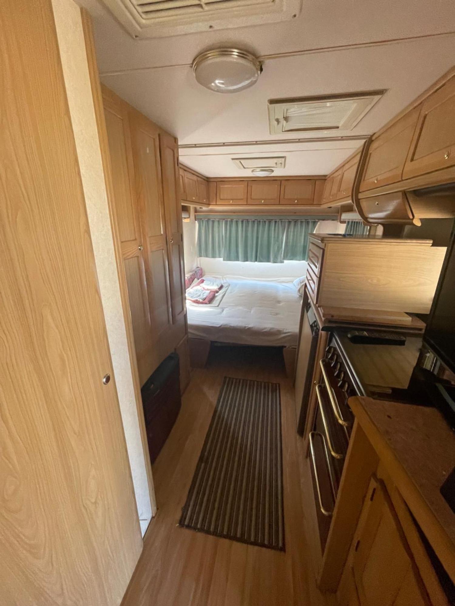 Sea Caravan On The Beach Китен Екстериор снимка